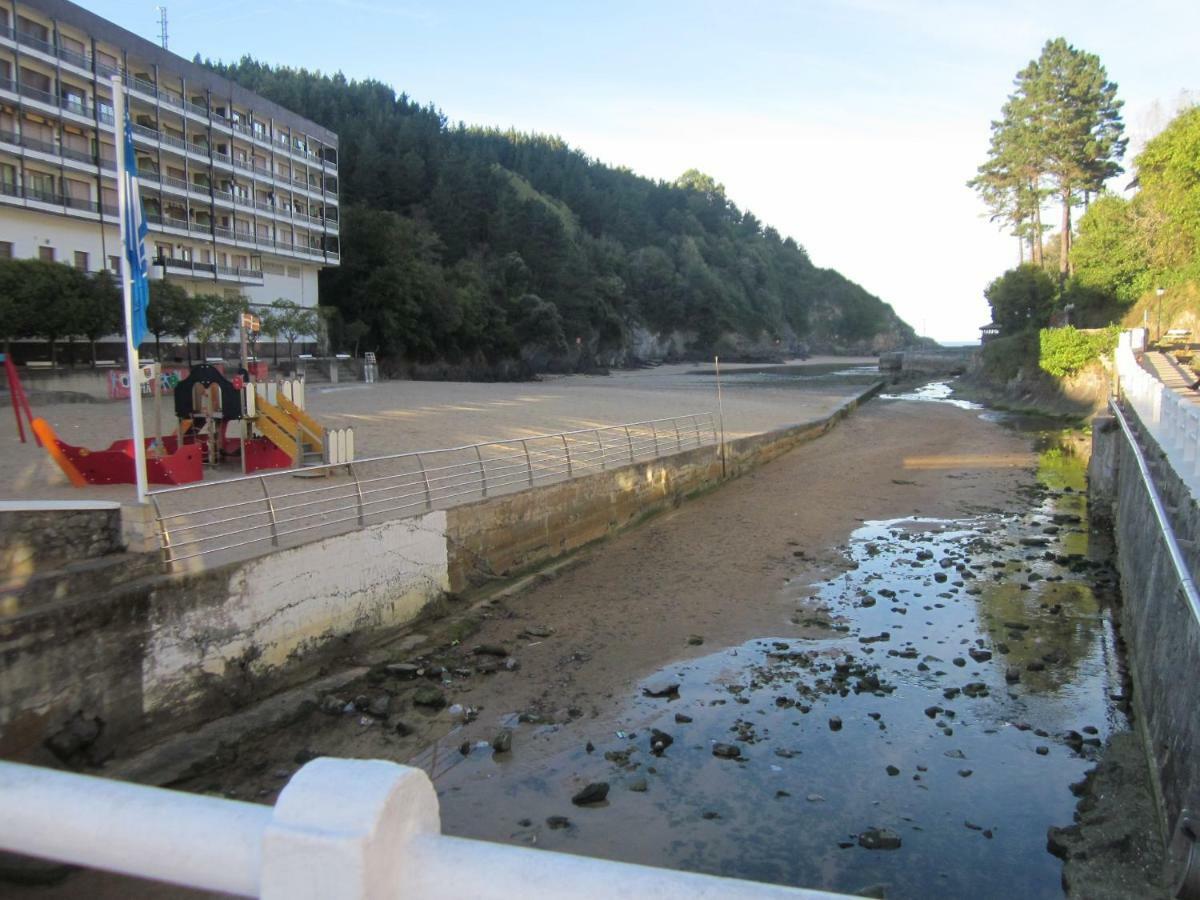 Ea Playa Montana45'Guggemhein A 200M Andando Playa Y Del Centro Pueblo Exterior foto